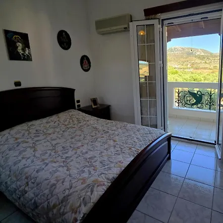 Annie's Summer House Plitra