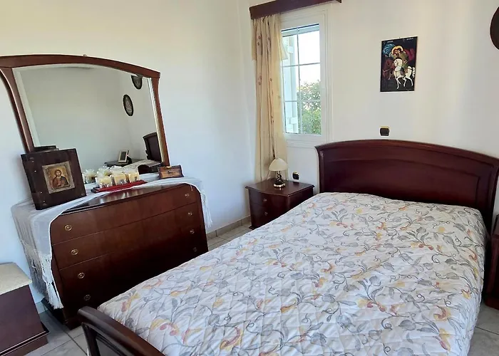 Annie's Summer House * Plitra